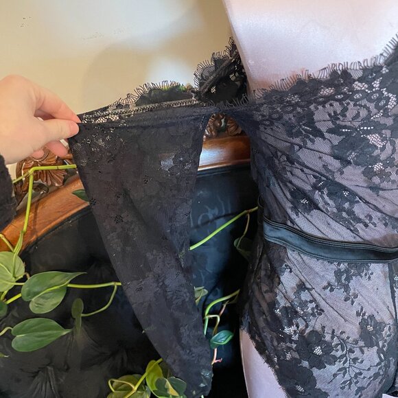 Frederick's of Hollywood Lace Mesh Bodysuit Cutout off Shoulder Size M Black - Picture 4 of 5